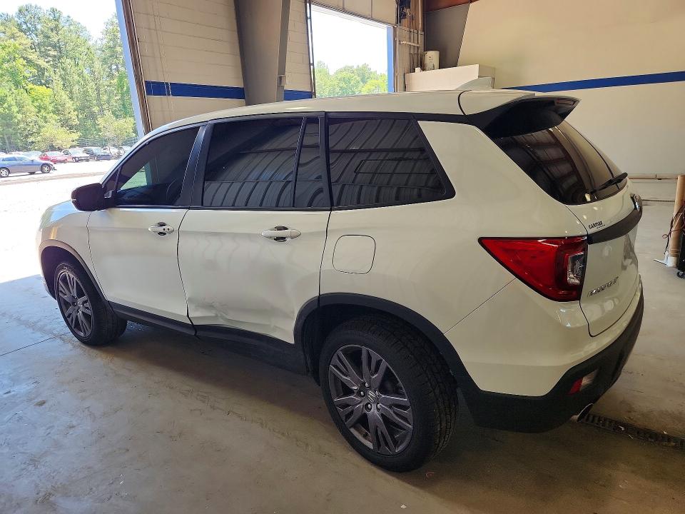 2021 Honda Passport VIN 5FNYF8H55MB042414 COPART salvage auction — SIDE, Va - Cert Of Title - Salvage, sold $10,200 on 2026-07-10 (photo 2)
