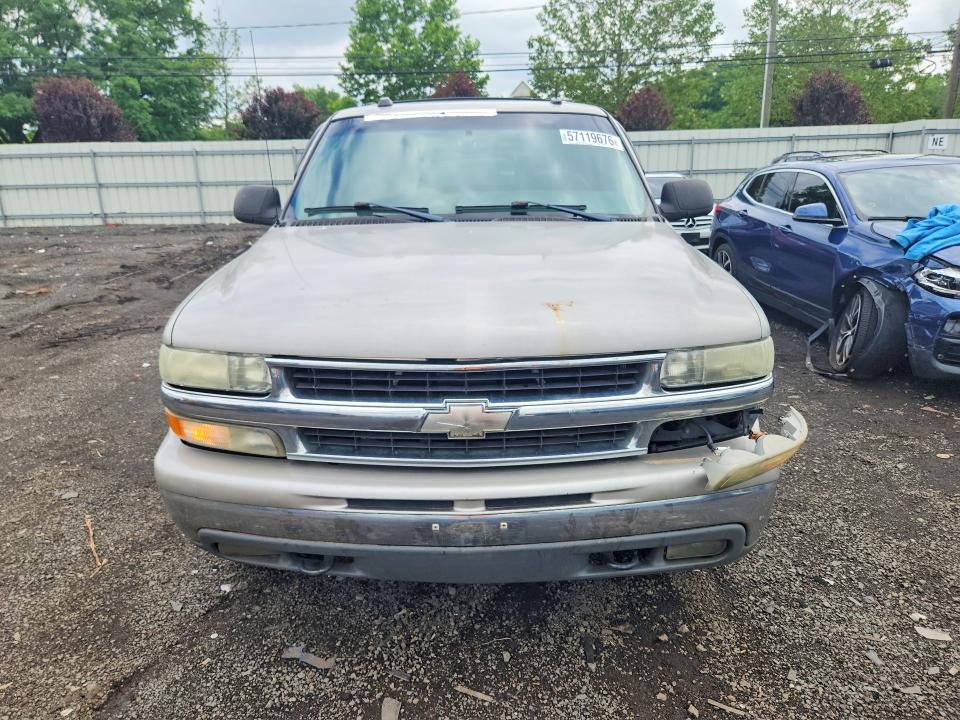 2004 Chevrolet Tahoe VIN 1GNEK13T34J181517 COPART salvage auction — FRONT END, CT - CERT OF TITLE-SALVAGE, sold $475 on 2026-07-02 (photo 5)