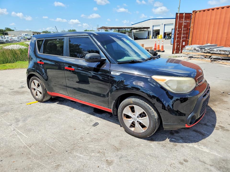 2015 Kia Soul VIN KNDJN2A25F7158285 COPART salvage auction — SIDE, Fl - Cert Of Title Slvg Rebuildable, sold $400 on 2026-07-14 (photo 4)