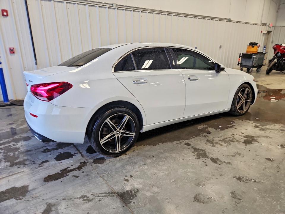 2019 Mercedes-benz A-klasse VIN WDD3G4FBXKW020934 COPART salvage auction — SIDE, Me - Cert Of Title-Salvage Collisio, sold $5,400 on 2026-08-07 (photo 3)