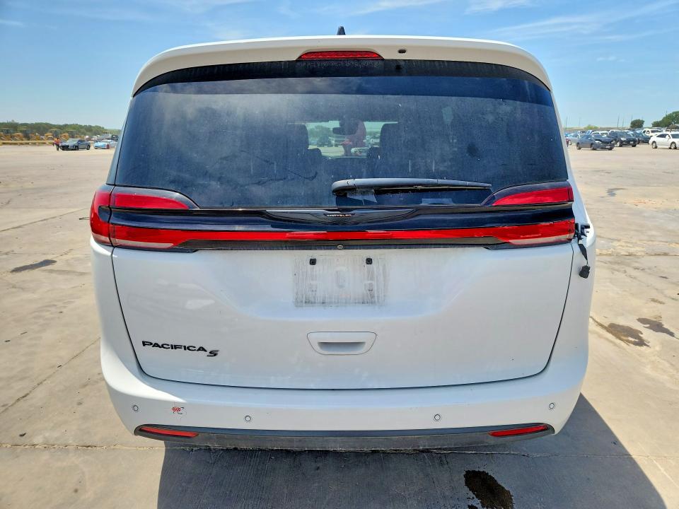 2024 Chrysler Pacifica VIN 2C4RC1BGXRR107722 COPART salvage auction — SIDE, Tx - Salvage Vehicle Title, sold $15,700 on 2026-07-30 (photo 6)