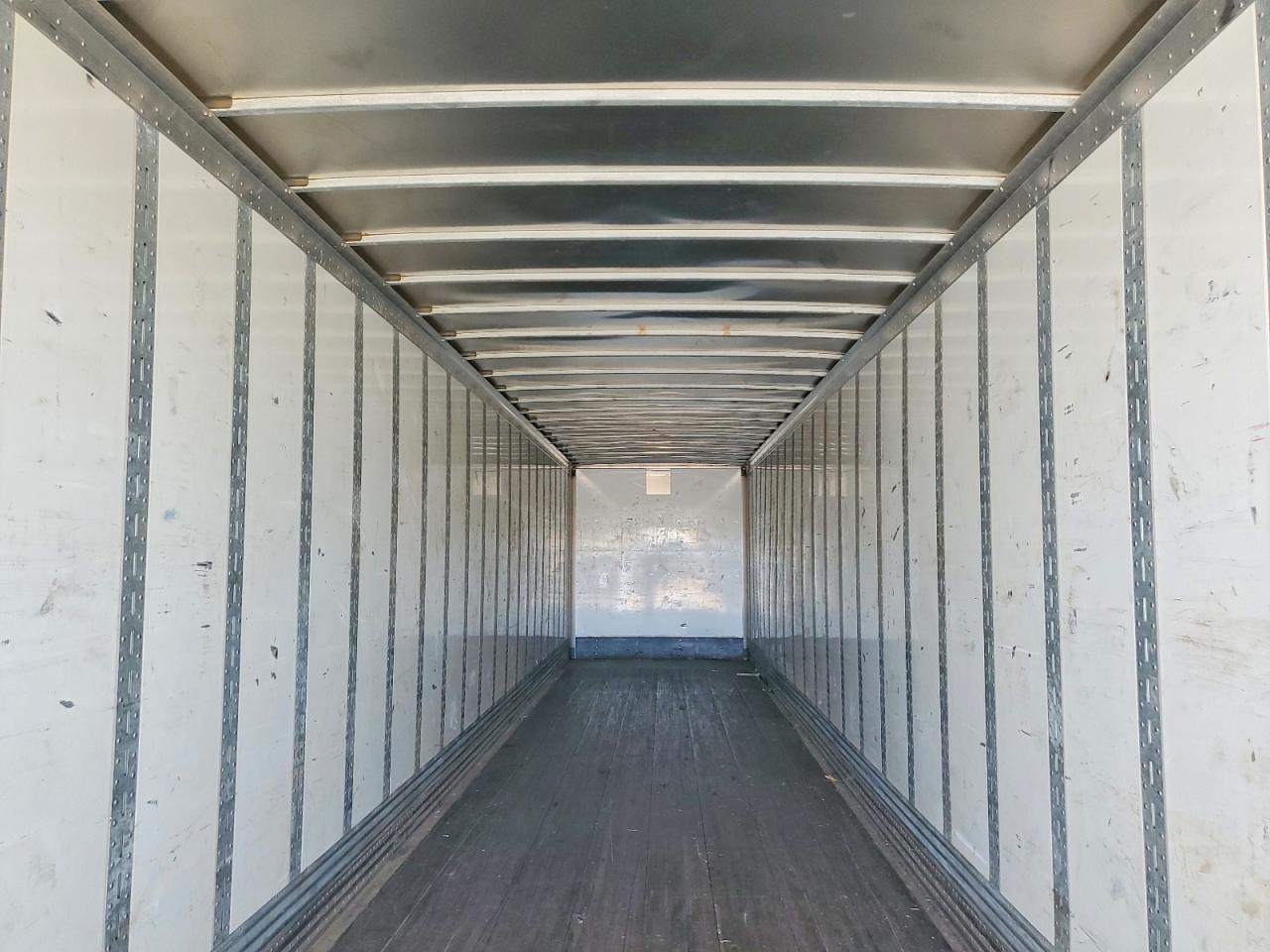 2020 F9w5 VIN 3H3V532C5LT201063 COPART salvage auction — Rollover, CA - SALVAGE CERTIFICATE, sold $4,850 on 2026-07-08 (photo 5)