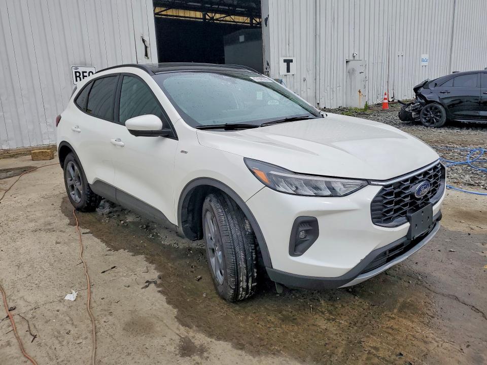 2025 Ford Escape VIN 1FMCU9NZ1SUB12519 COPART salvage auction — SIDE, Ny - Mv-907A Salvage Certificate, sold $12,600 on 2026-07-29 (photo 4)