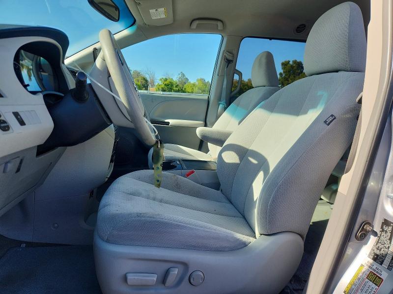 2013 Toyota Sienna VIN 5TDKK3DC2DS355621 COPART salvage auction — REAR END, Ca - Salvage Certificate, sold $1,600 on 2026-07-27 (photo 7)