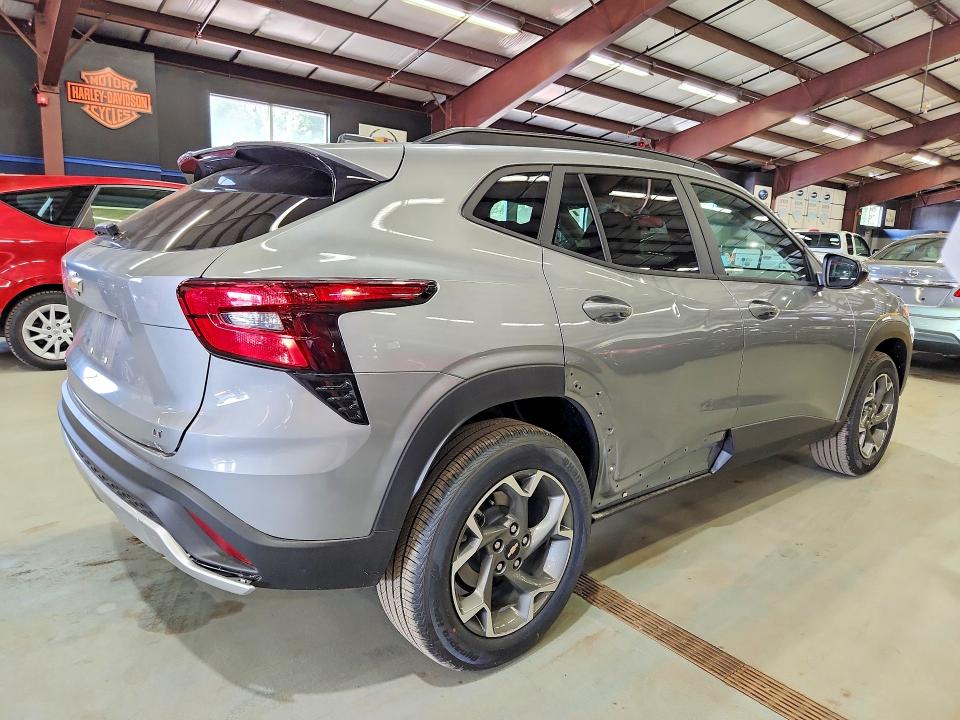 2026 Chevrolet Trax VIN KL77LHEP8TC137908 COPART salvage auction — FRONT END, PA - CERT OF TITLE, sold $11,900 on 2026-07-08 (photo 3)