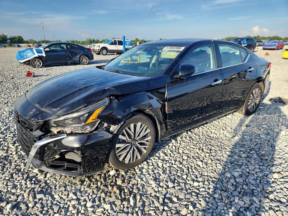 2023 Nissan Altima VIN 1N4BL4DV3PN341120 COPART salvage auction — FRONT END, FL - CERT OF TITLE SLVG REBUILDABLE, sold $4,300 on 2026-07-02 (photo 1)