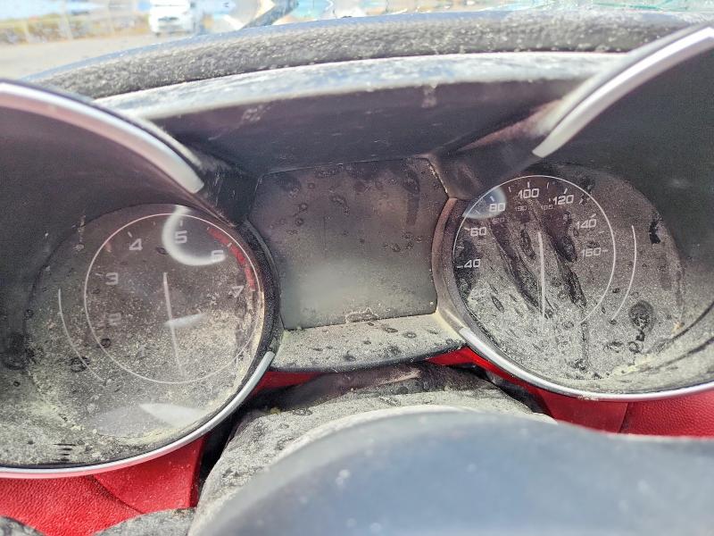 2018 Alfa romeo Giulia VIN ZARFAEBN3J7592179 COPART salvage auction — BURN, Hi - Certificate Of Salvage, sold $60 on 2026-08-31 (photo 9)