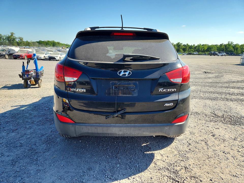 2011 Hyundai Tucson VIN KM8JUCAC7BU225722 COPART salvage auction — FRONT END, Va - Certificate Of Title, sold $1,400 on 2026-07-08 (photo 6)