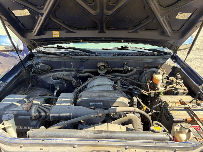 2000 Toyota Tundra VIN 5TBBT4410YS034872 COPART salvage auction — MINOR DENT/SCRATCHES, MA - CERTIFICATE OF TITLE (P), sold $2,300 on 2026-07-22 (photo 7)