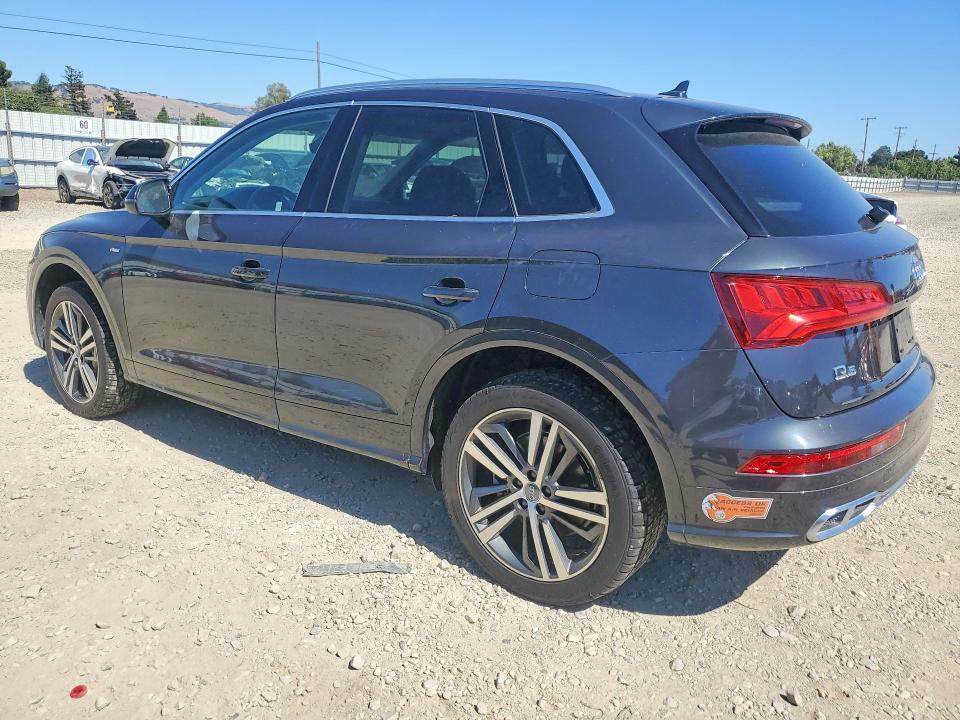2020 Audi Q5 VIN WA1E2AFY7L2062596 COPART salvage auction — MINOR DENT/SCRATCHES, Ca - Dis/Dlr/Exp Only Clean Title, sold $8,900 on 2026-07-16 (photo 2)