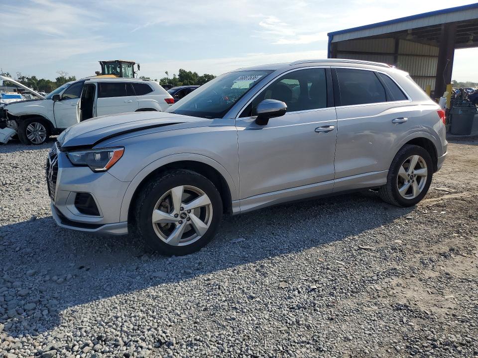 2021 Audi Q3 VIN WA1AUCF31M1065784 — COPART salvage auction photo