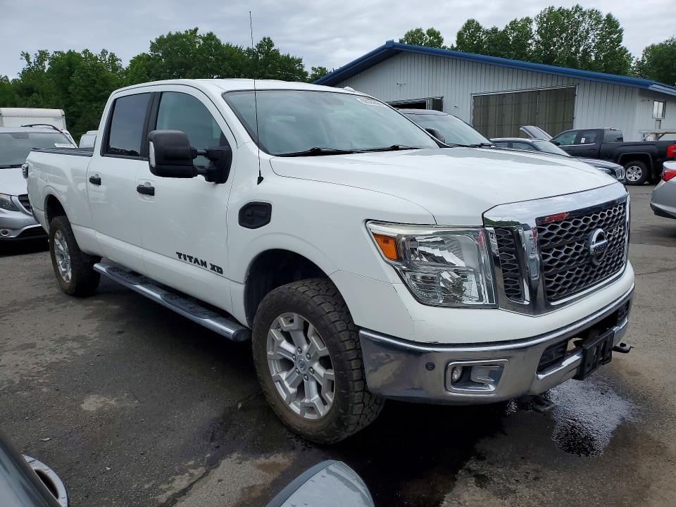 2016 Nissan TITAN VIN 1N6BA1F38GN516341 COPART salvage auction — MINOR DENT/SCRATCHES, WY - CERTIFICATE OF TITLE (P), sold $7,500 on 2026-07-27 (photo 4)