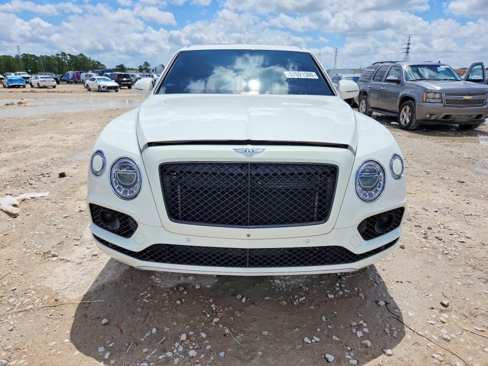 2018 Bentley Bentayga VIN SJAAC2ZV0JC018473 COPART salvage auction — WATER/FLOOD, Fl - Cert Of Title-Slvg Rebld Flood, sold $25,750 on 2026-07-21 (photo 5)
