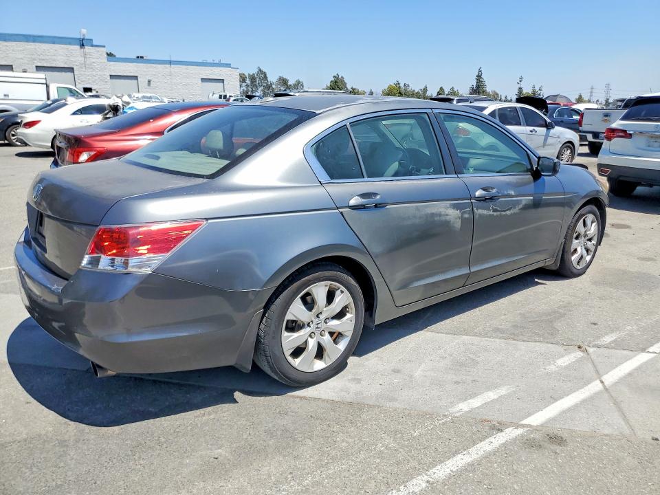 2008 Honda Accord VIN JHMCP26858C049592 COPART salvage auction — FRONT END, CA - SALVAGE CERTIFICATE, sold $500 on 2026-07-28 (photo 3)