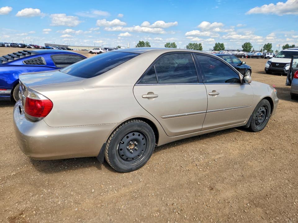 2005 Toyota Camry VIN 4T1BF30K55U098061 COPART salvage auction — HAIL, Ab - Bos - Salvage, sold $1,100 on 2026-08-04 (photo 3)