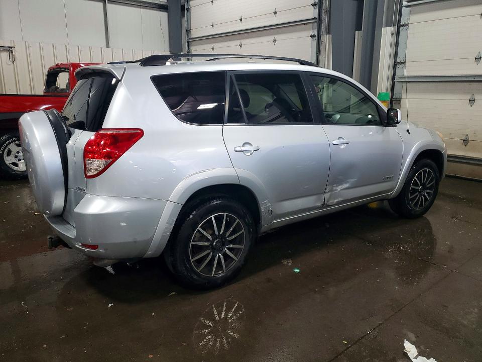 2007 Toyota Rav 4 VIN JTMBK32V575016818 COPART salvage auction — SIDE, MN - CERT OF TITLE-PRIOR SALVAGE, sold $250 on 2026-07-28 (photo 3)