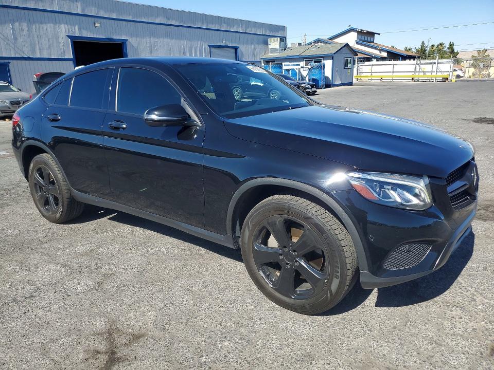 2019 Mercedes-benz Glc VIN WDC0J4KB0KF628105 COPART salvage auction — MINOR DENT/SCRATCHES, Nv - Certificate Of Title (P), sold $16,600 on 2026-07-29 (photo 4)
