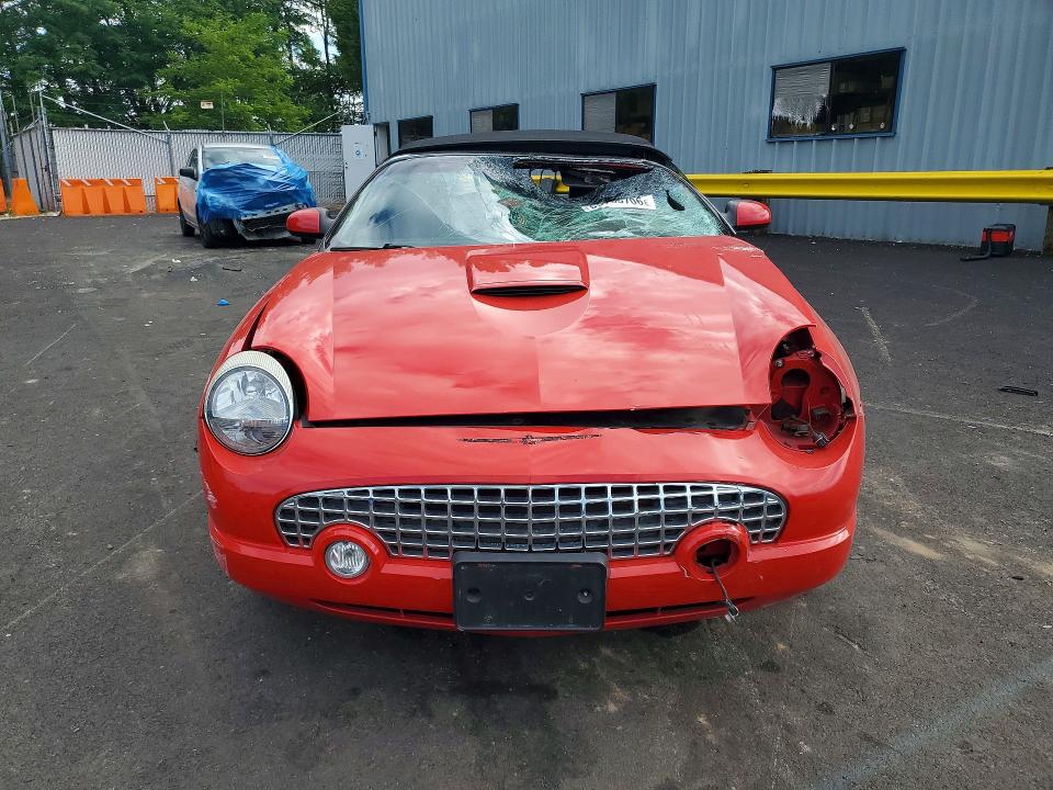 2002 Ford Thunderbird VIN 1FAHP60A12Y115789 COPART salvage auction — FRONT END, Or - Salvage Title Certificate, sold $1,900 on 2026-07-22 (photo 5)