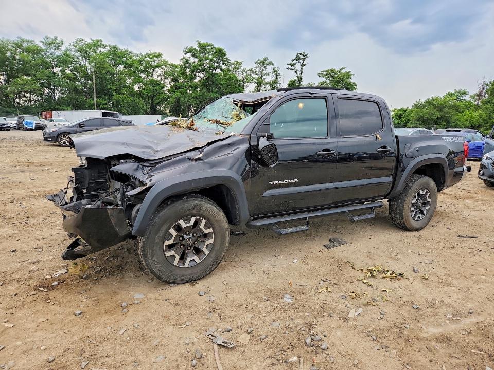 2017 Toyota VIN 5TFCZ5AN7HX046809 COPART salvage auction — FRONT END, Md - Cert Of Salvage > 75% Damage, sold $125 on 2026-07-28 (photo 1)