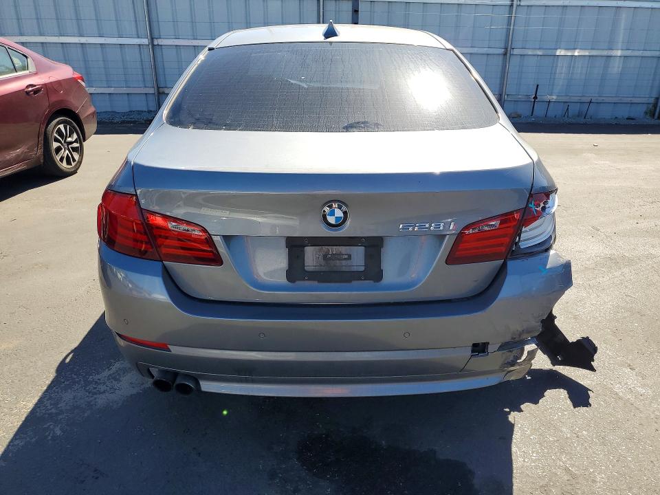 2012 BMW 5er VIN WBAXG5C5XCDW85472 COPART salvage auction — REAR END, Ca - Salvage Certificate, sold $500 on 2026-07-09 (photo 6)