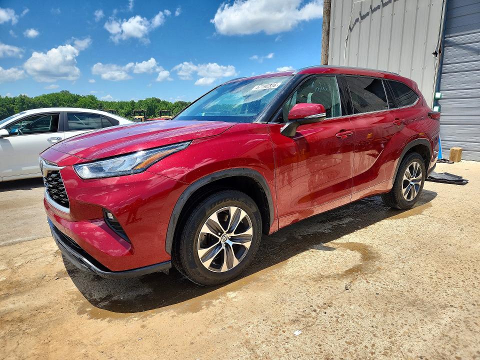 2020 Toyota Highlander VIN 5TDGZRAH6LS506026 COPART salvage auction — MINOR DENT/SCRATCHES, Tn - Certificate Of Title (P), sold $16,500 on 2026-07-28 (photo 1)