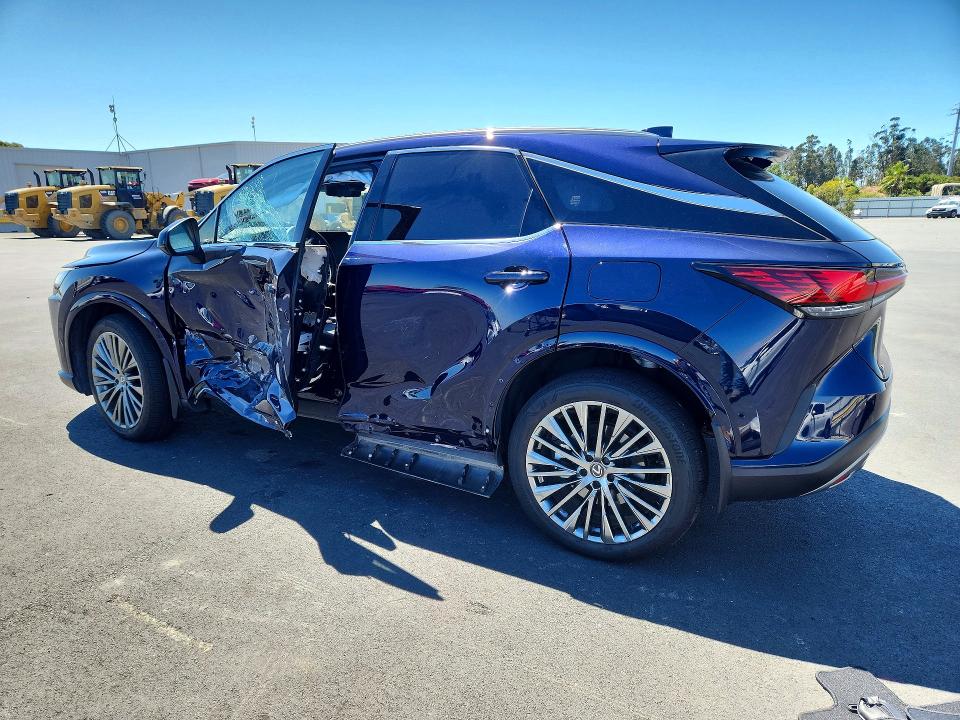 2025 Lexus Rx VIN JTJCJMGA6S2028308 COPART salvage auction — SIDE, Id - Salvage Certificate Of Title, sold $36,500 on 2026-09-02 (photo 2)