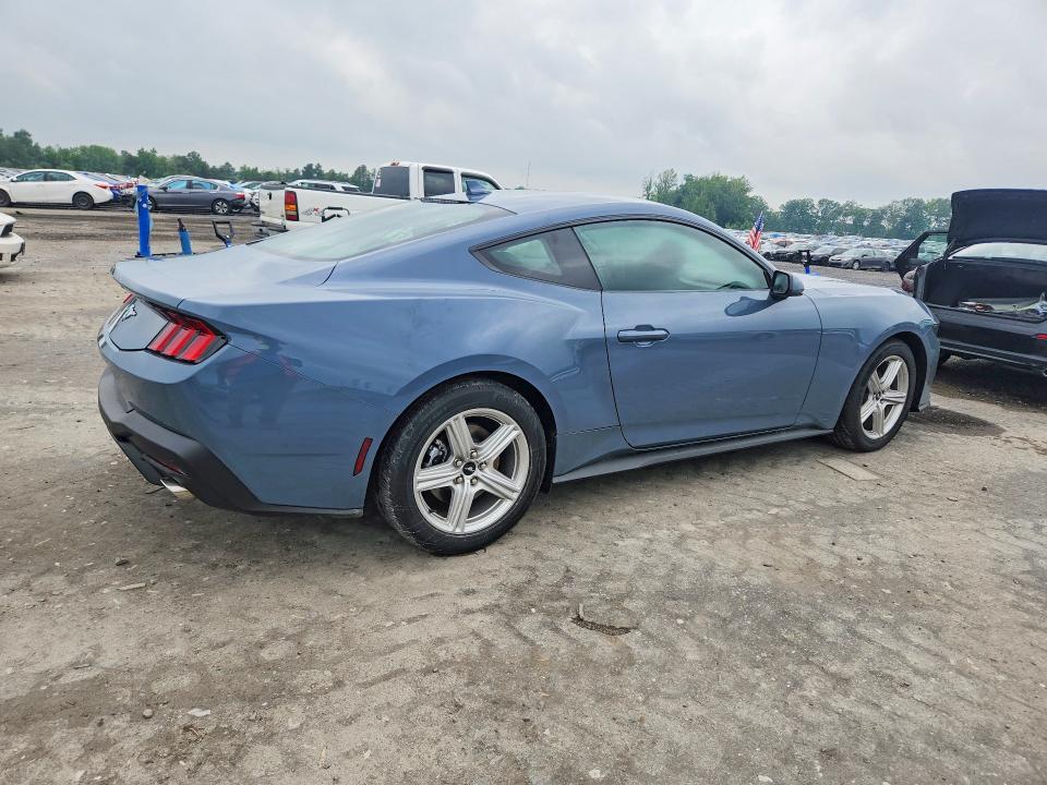 2026 Ford Mustang VIN 1FA6P8TH8T5114198 COPART salvage auction — WATER/FLOOD, Salvage Title, sold $550 on 2026-07-29 (photo 3)