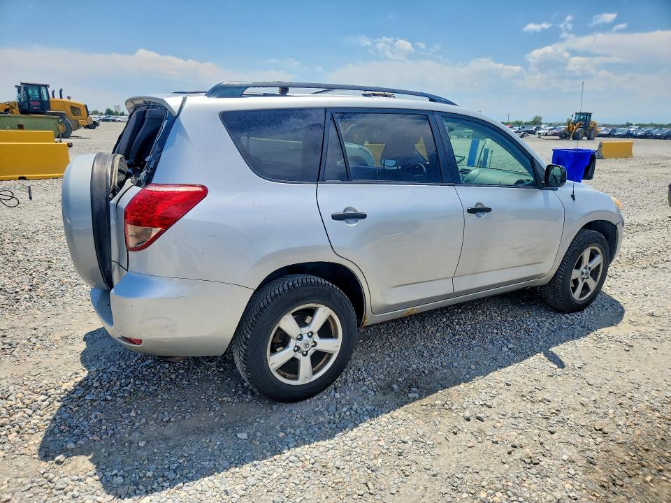2007 Toyota Rav 4 VIN JTMBD33VX75056000 COPART salvage auction — REAR END, Co - Salvage Title, sold $1,550 on 2026-07-28 (photo 3)