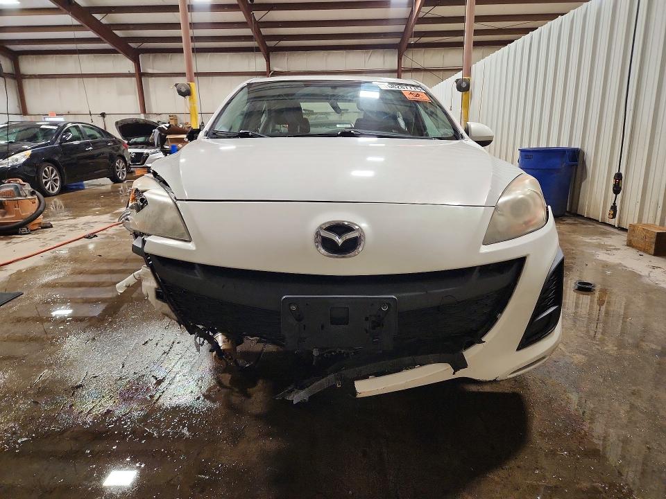 2011 Mazda 3 VIN JM1BL1UG0B1493978 COPART salvage auction — FRONT END, PA - CERTIFICATE OF SALVAGE, sold $400 on 2026-07-17 (photo 5)