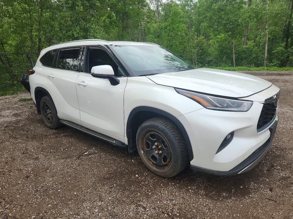 2022 Toyota Highlander VIN 5TDFZRBHXNS165341 COPART salvage auction — STRIPPED, On - Permit No Brand - Unfit, sold $25,750 on 2026-07-07 (photo 4)