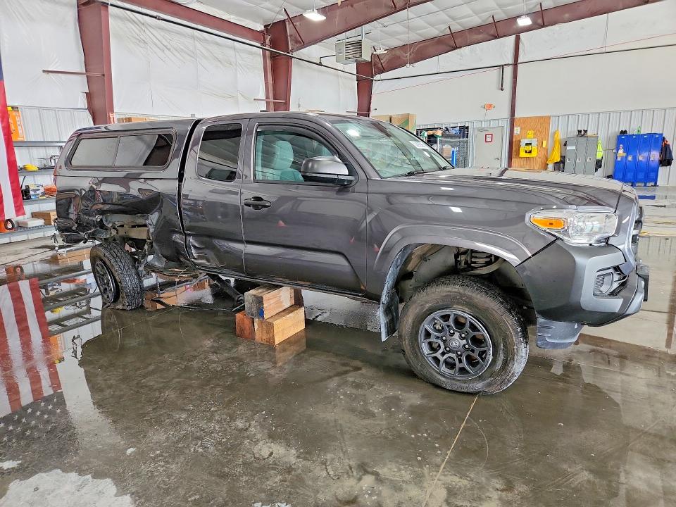 2019 Toyota Tacoma VIN 5TFSX5EN1KX065326 COPART salvage auction — SIDE, Il - Salvage Certificate, sold $8,700 on 2026-07-08 (photo 4)