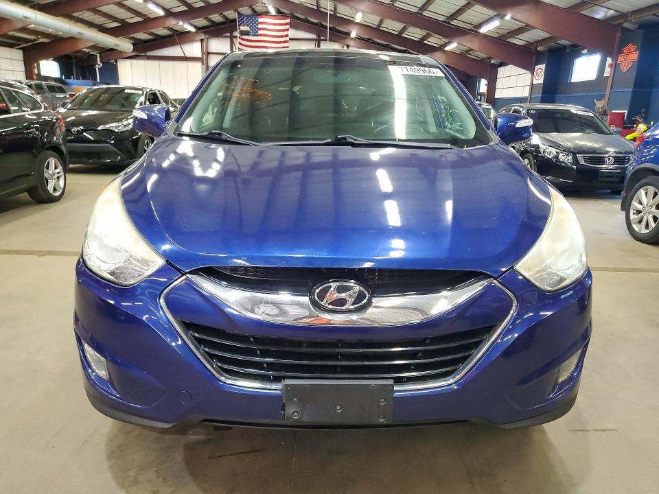 2012 Hyundai Tucson VIN KM8JUCAC5CU436936 COPART salvage auction — MINOR DENT/SCRATCHES, Va - Certificate Of Title, sold $2,400 on 2026-07-30 (photo 5)