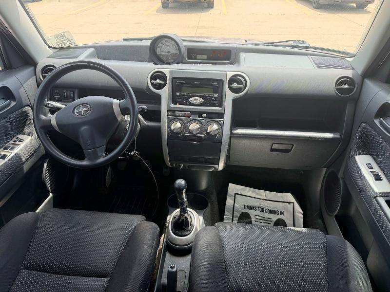 2004 Toyota Scion VIN JTLKT334640161379 COPART salvage auction — HAIL, Ok - Certificate Of Title (P), sold $1,150 on 2026-07-07 (photo 9)