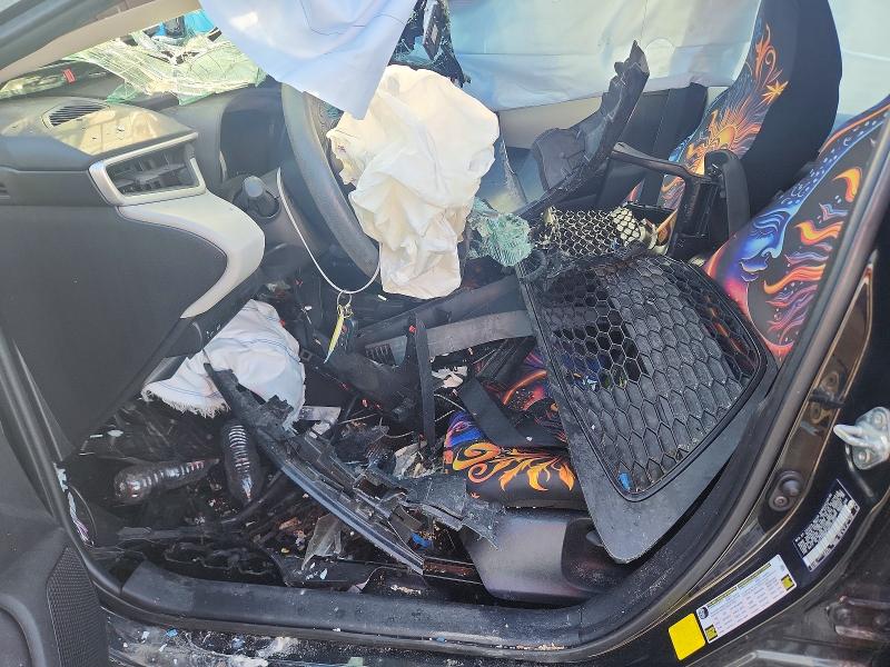 2022 Toyota Corolla VIN 5YFVPMAE3NP301877 COPART salvage auction — FRONT END, Fl - Certificate Of Destruction, sold $3,550 on 2026-07-30 (photo 7)