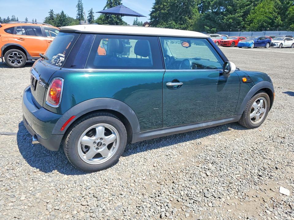 2010 Mini Cooper VIN WMWMF3C50ATZ25237 COPART salvage auction — REAR END, WA - BILL OF SALE, sold $1,000 on 2026-07-31 (photo 3)