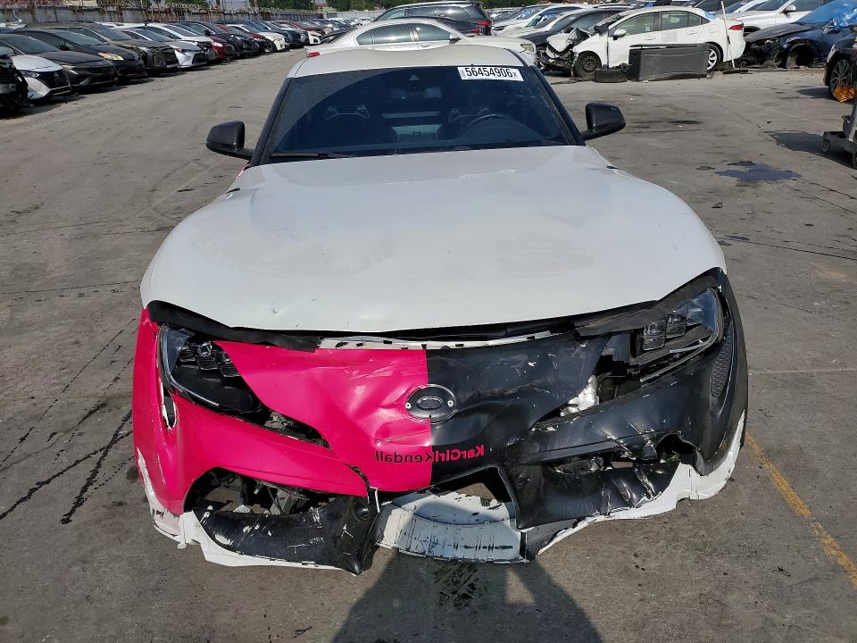 2022 Toyota Supra VIN WZ1DB2C06NW049132 COPART salvage auction — FRONT END, Ca - Salvage Certificate, sold $14,000 on 2026-07-29 (photo 5)