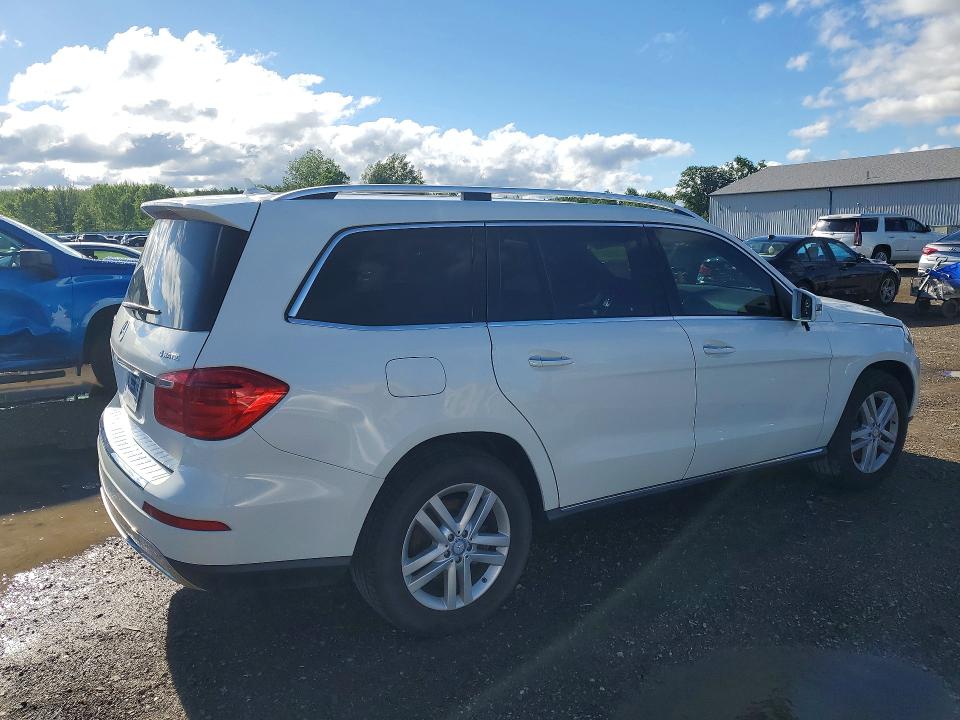 2013 Mercedes-benz Gl-klasse VIN 4JGDF7CE7DA134726 COPART salvage auction — HAIL, Oh - Cert Of Title-Salvage, sold $2,450 on 2026-07-02 (photo 3)