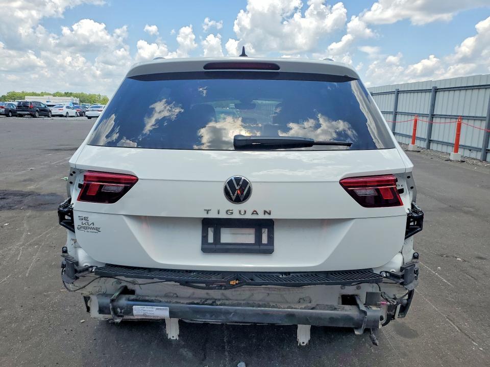2022 Volkswagen Tiguan VIN 3VVCB7AX9NM040739 COPART salvage auction — REAR END, Fl - Cert Of Title Slvg Rebuildable, sold $13,100 on 2026-08-24 (photo 6)
