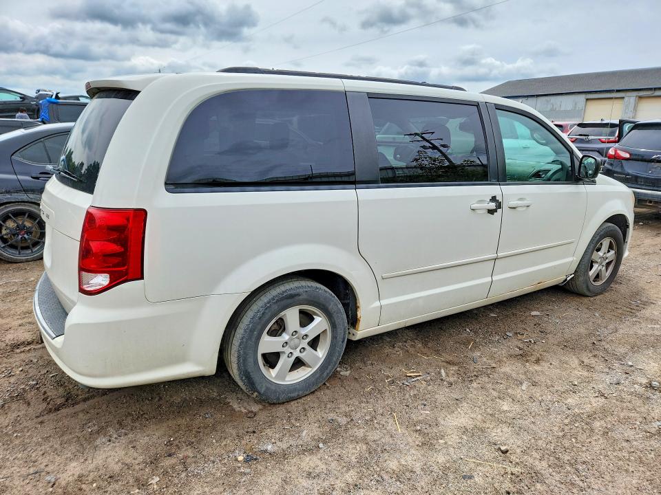 2011 Dodge Caravan VIN 2D4RN4DG0BR662986 COPART salvage auction — UNDERCARRIAGE, Mi - Non Public Clean Title, sold $750 on 2026-07-29 (photo 3)
