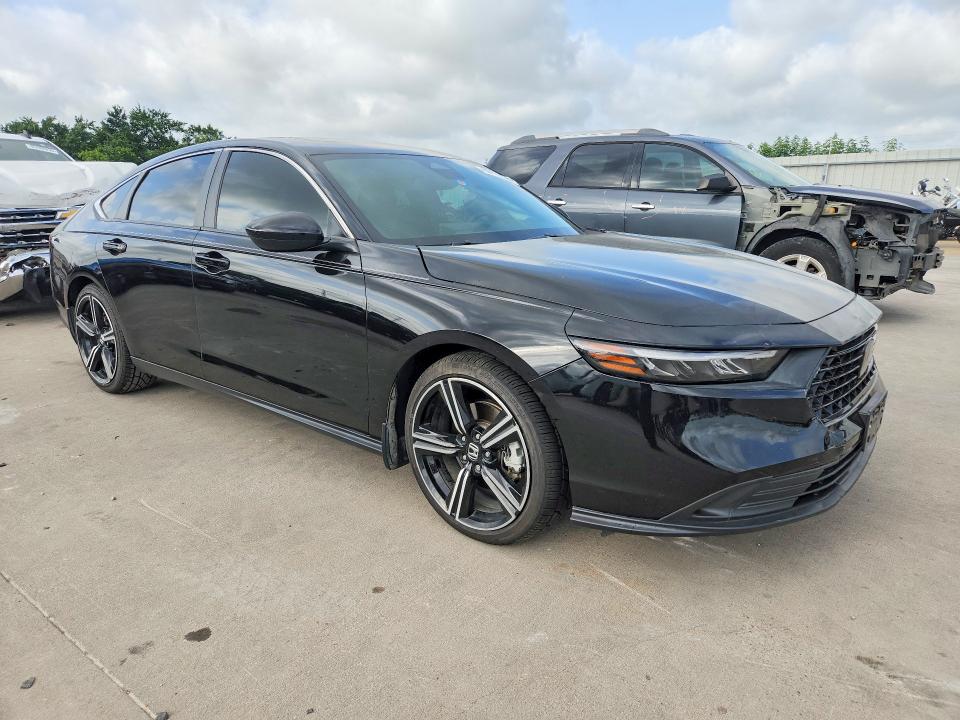 2023 Honda Accord VIN 1HGCY2F58PA016523 COPART salvage auction — SIDE, Tx - Salvage Vehicle Title, sold $8,600 on 2026-07-30 (photo 4)