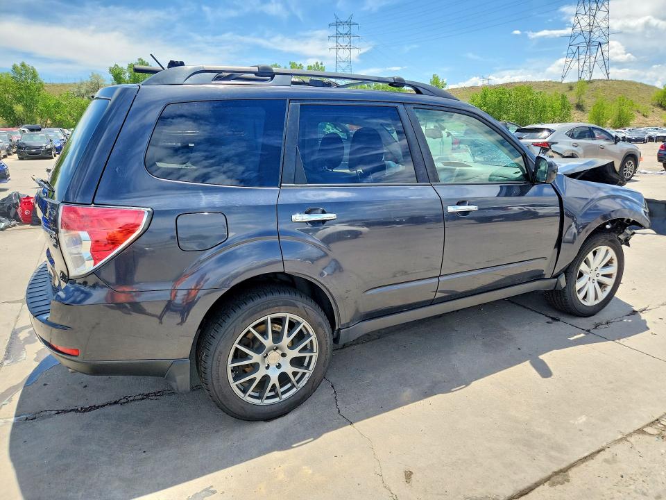2013 Subaru Forester VIN JF2SHADC8DH424109 COPART salvage auction — FRONT END, Co - Public - Salvage Title, sold $500 on 2026-07-27 (photo 3)