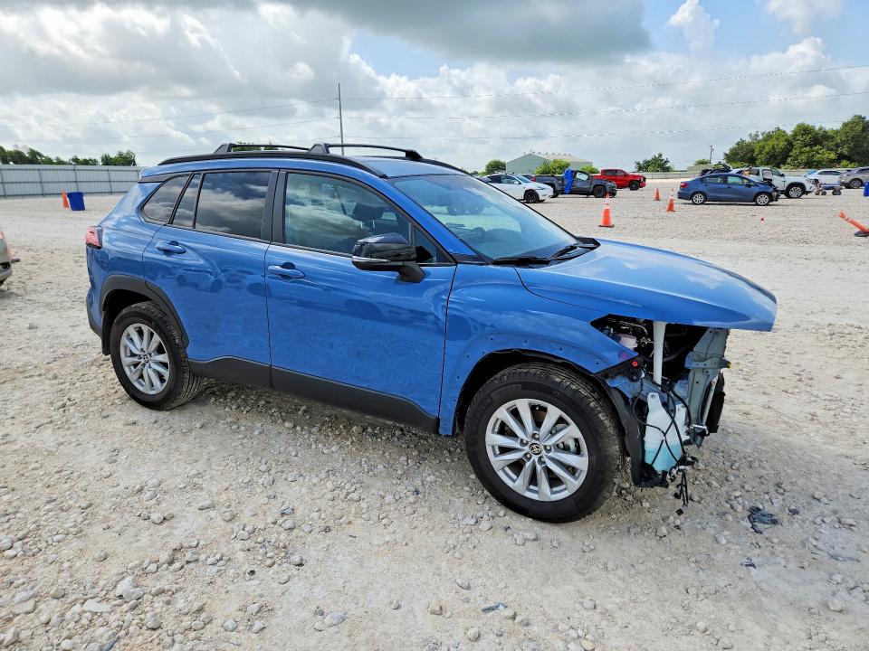 2026 Toyota Corolla cross VIN 7MUCAAAG6TV190258 COPART salvage auction — FRONT END, Tx - Certificate Of Title, sold $10,200 on 2026-08-20 (photo 4)