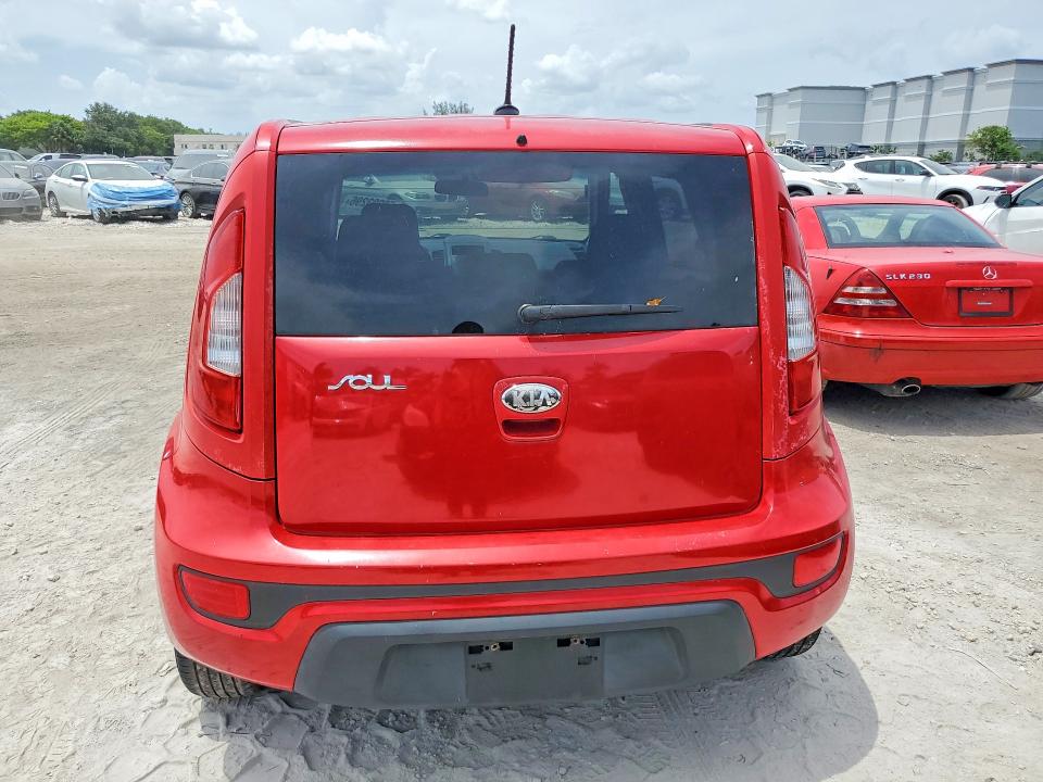 2013 Kia Soul VIN KNDJT2A59D7606010 COPART salvage auction — FRONT END, Fl - Cert Of Title Slvg Rebuildable, sold $500 on 2026-07-07 (photo 6)