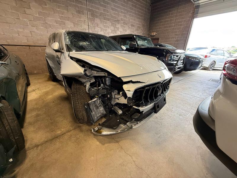 2024 Maserati Grecale VIN ZN6PMDAA2R7448339 COPART salvage auction — FRONT END, On - Permit No Brand - Unfit (P), sold $10,100 on 2026-07-16 (photo 1)