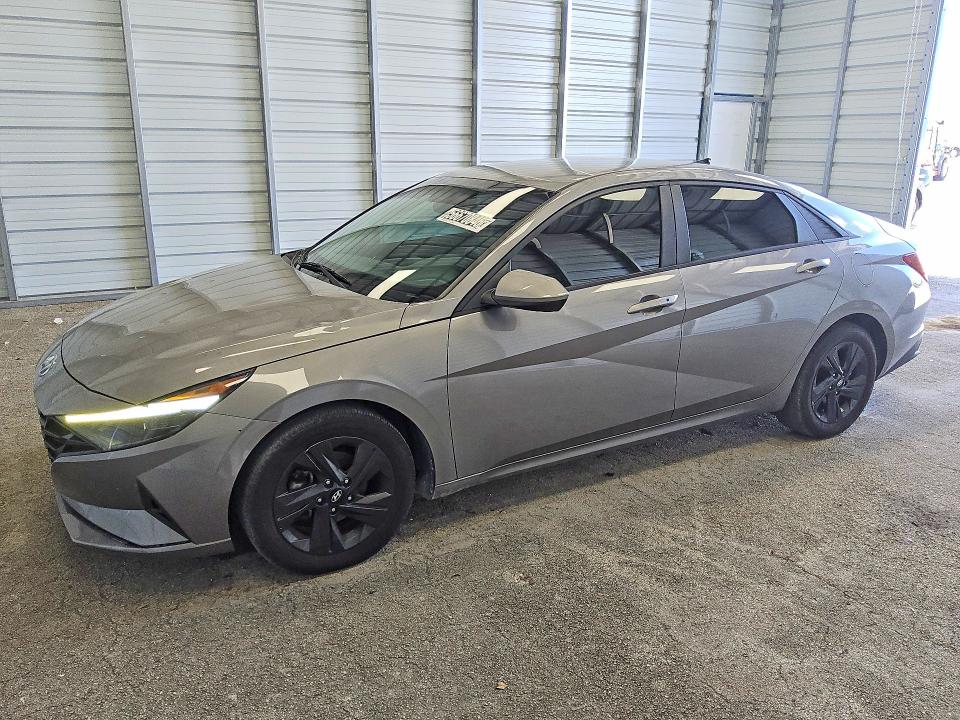 2021 Hyundai Elantra VIN KMHLM4AG2MU069416 COPART salvage auction — MINOR DENT/SCRATCHES, Fl - Certificate Of Title, sold $6,800 on 2026-07-07 (photo 1)
