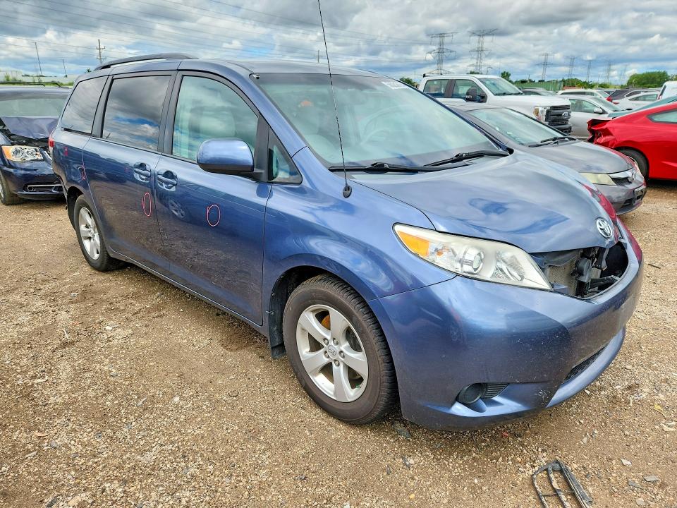 2013 Toyota VIN 5TDKK3DC5DS355628 COPART salvage auction — REAR END, Il - Salvage Certificate, sold $1,300 on 2026-07-21 (photo 4)