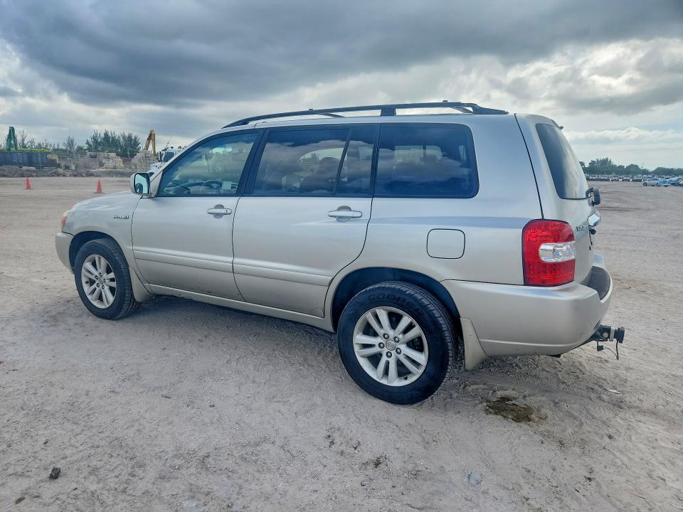 2007 Toyota Highlander VIN JTEGW21AX70019242 COPART salvage auction — MINOR DENT/SCRATCHES, Ga - Certificate Of Title, sold $1,100 on 2026-07-07 (photo 2)