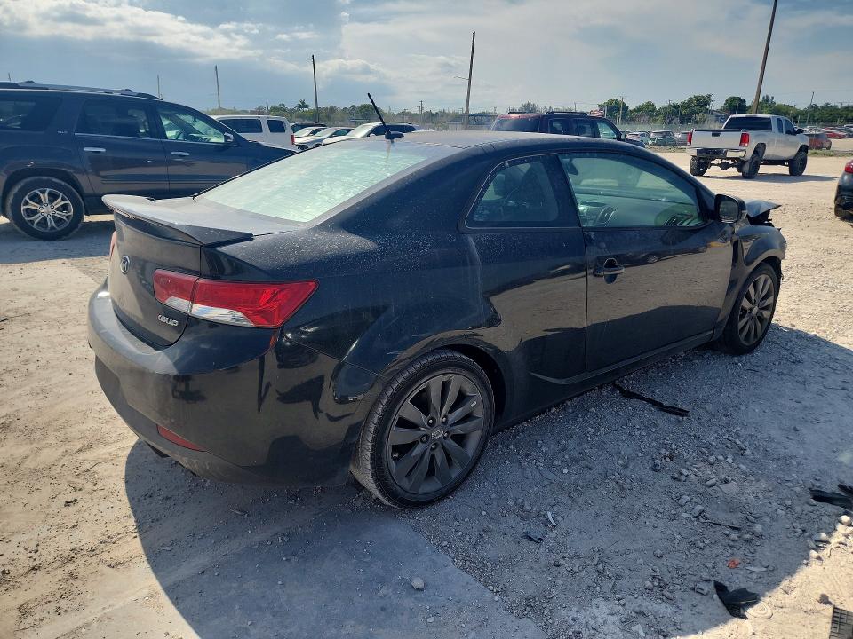 2013 Kia Forte VIN KNAFW6A32D5707045 COPART salvage auction — FRONT END, Fl - Cert Of Title Slvg Rebuildable, sold $425 on 2026-07-14 (photo 3)