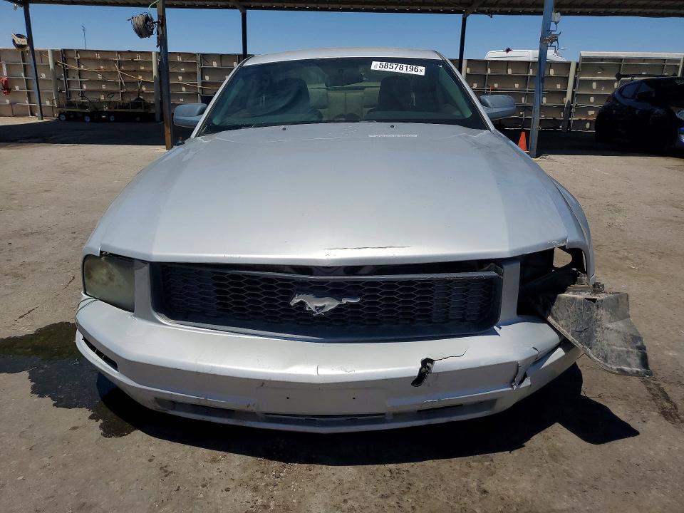 2005 Ford Mustang VIN 1ZVFT80N455127689 COPART salvage auction — FRONT END, Nm - Certificate Of Title (P), sold $475 on 2026-07-08 (photo 5)