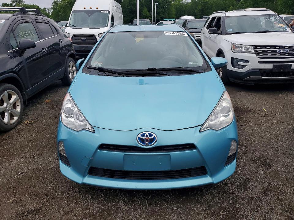 2013 Toyota Prius c VIN JTDKDTB32D1043986 COPART salvage auction — UNDERCARRIAGE, Ma - Certificate Of Title, sold $1,900 on 2026-07-03 (photo 5)